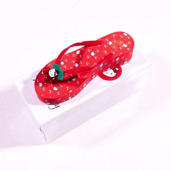 SOLD - BNIB Hello Kitty Cherry Platform Flipflops - Picture 3 of 3
